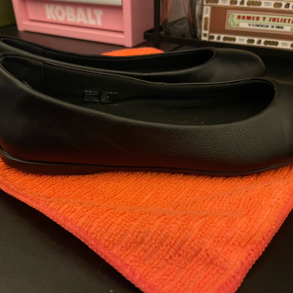 Black flats